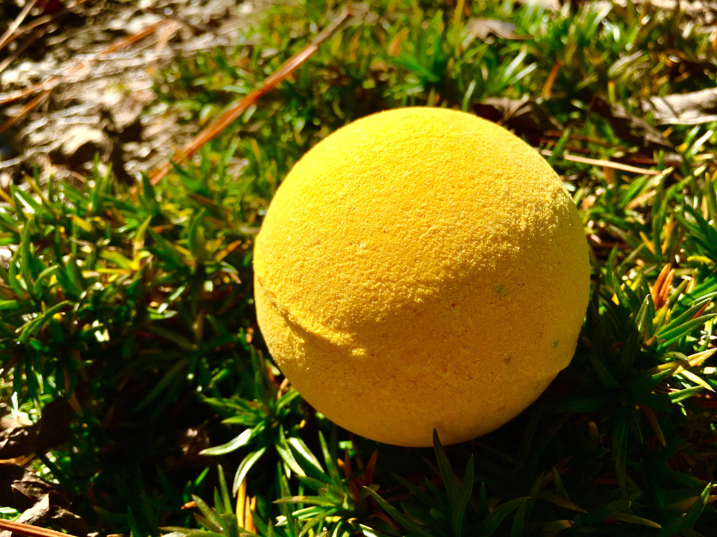 Asian Pear & Lily Bath Bomb
